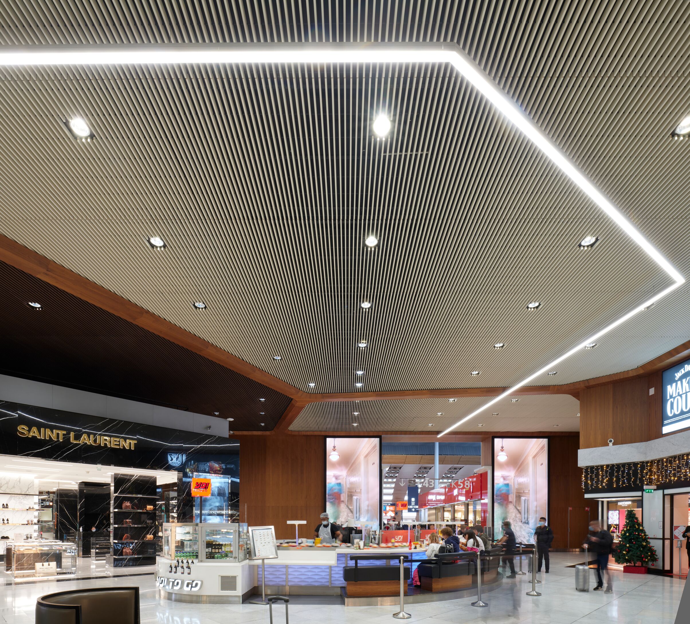 Charles de Gaulle airport shopping center by W, Paris store design